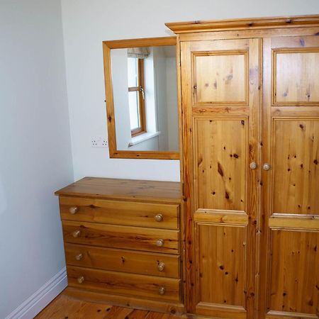Dingle Courtyard Holiday Homes 3 Bed By Trident Holiday Homes Екстериор снимка