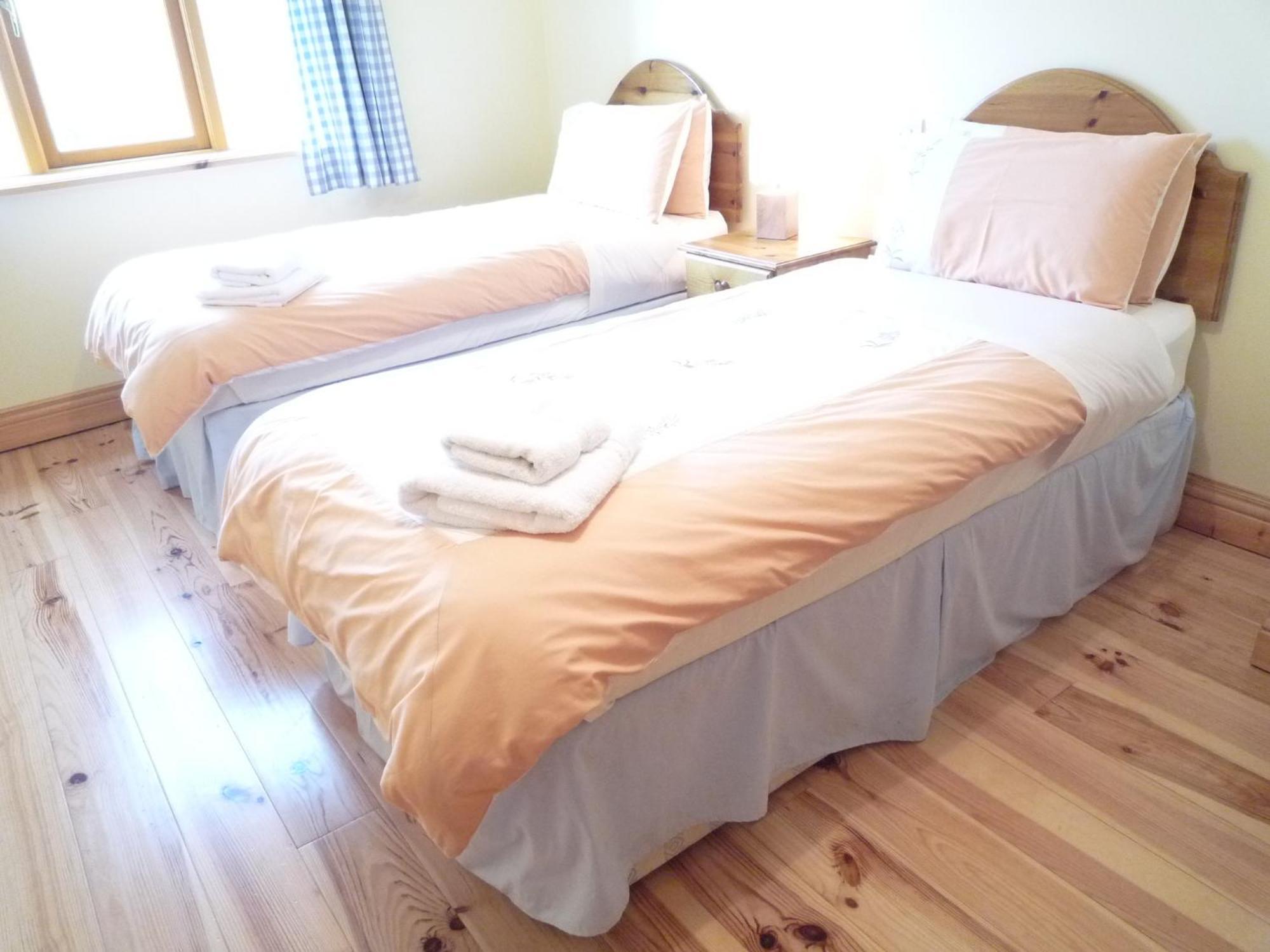 Dingle Courtyard Holiday Homes 3 Bed By Trident Holiday Homes Стая снимка